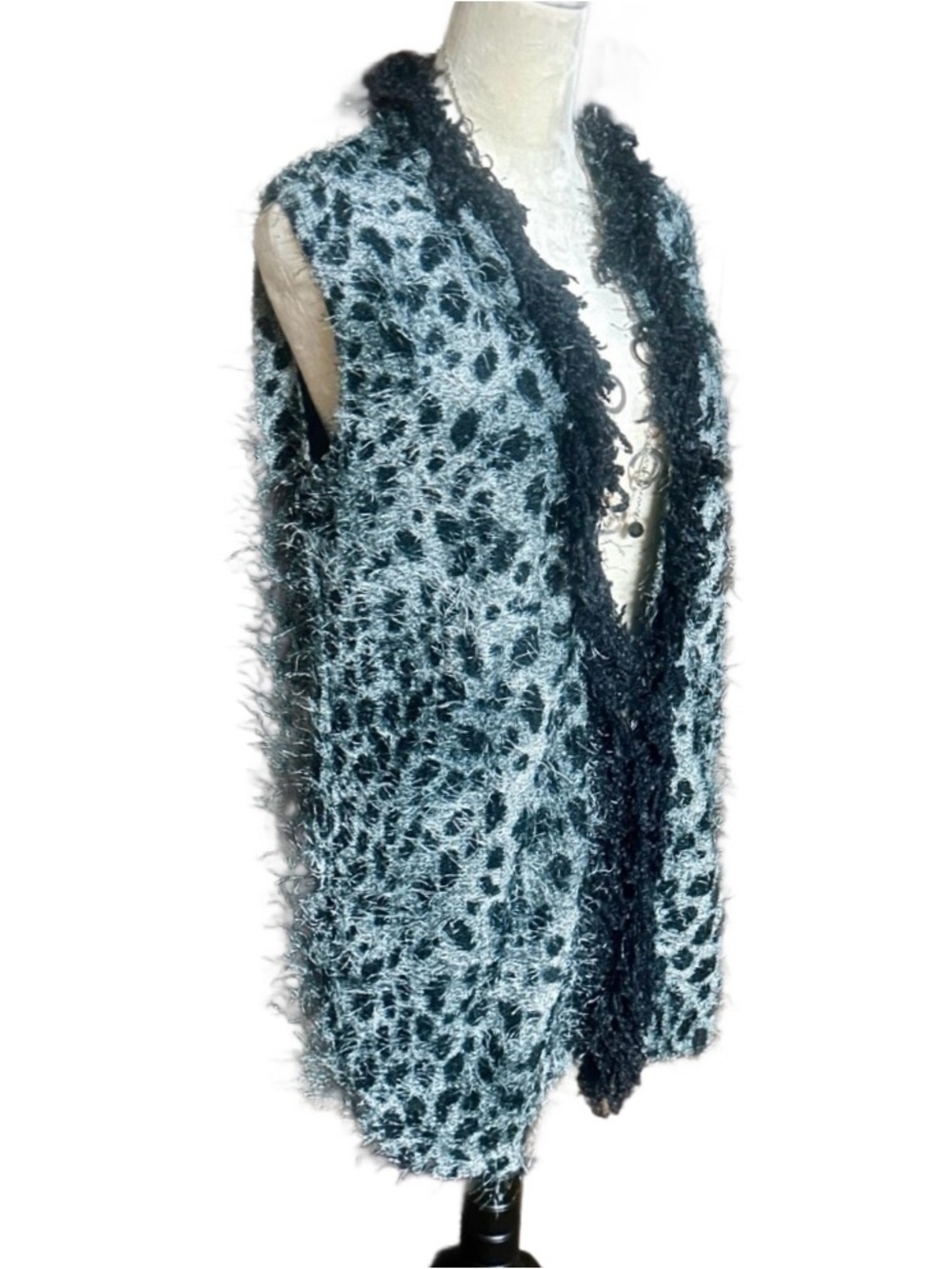 Lady Noiz ~ 1 X-Large ~ Leopard ~ Black ~ Fuzzy ~ Faux Feather ~ Cardigan Vest